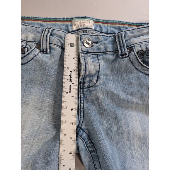 Y2K YNQ Distressed Denim Bermuda Shorts Womens Sz 11 Cutoff Raw Hem Ripped - Picture 6 of 13